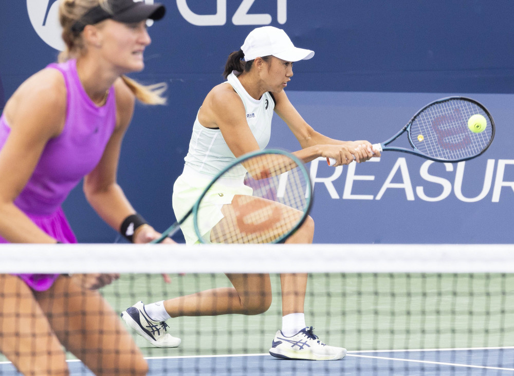 使得他们在 使得他们在