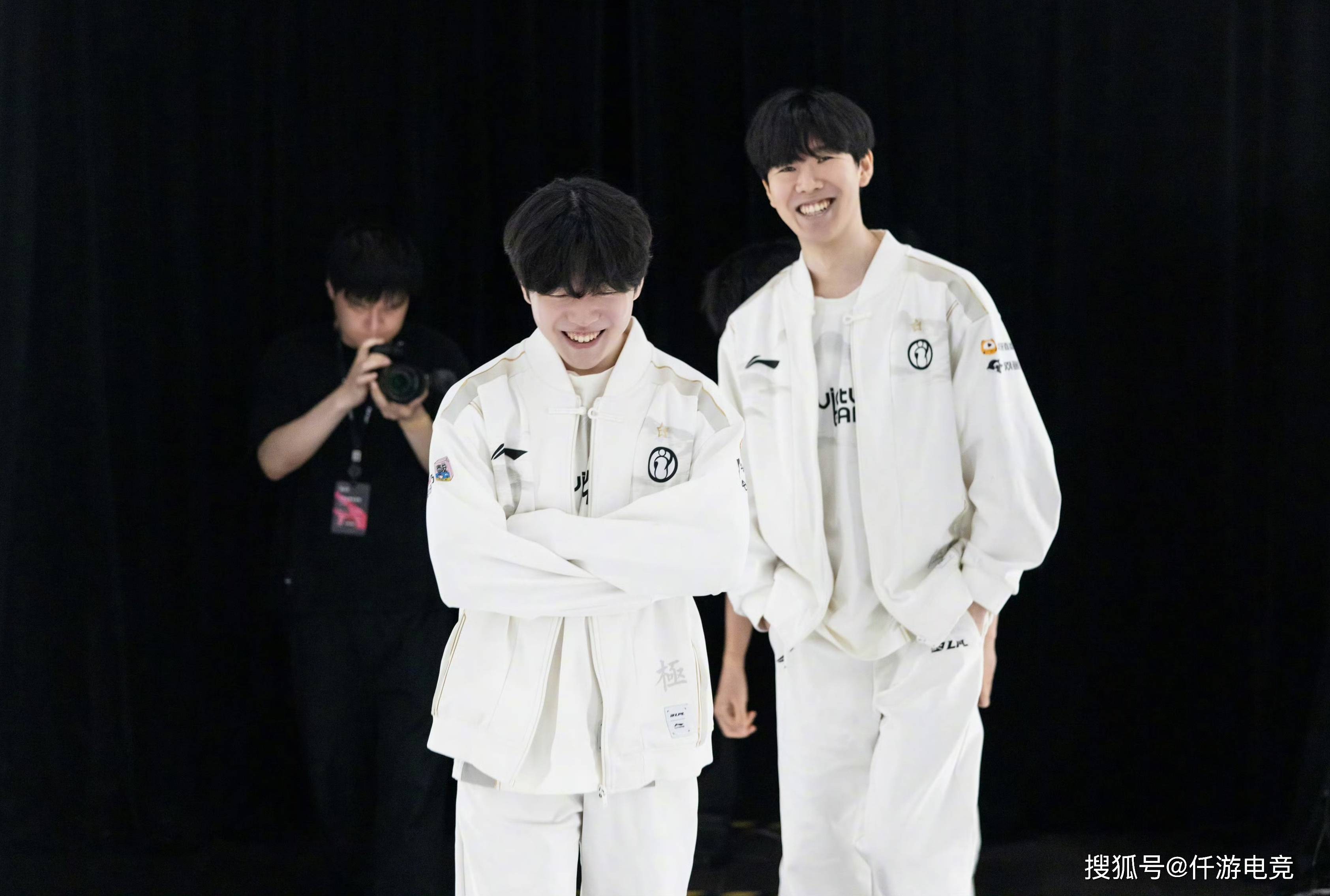 伦纳德的个 伦纳德的个